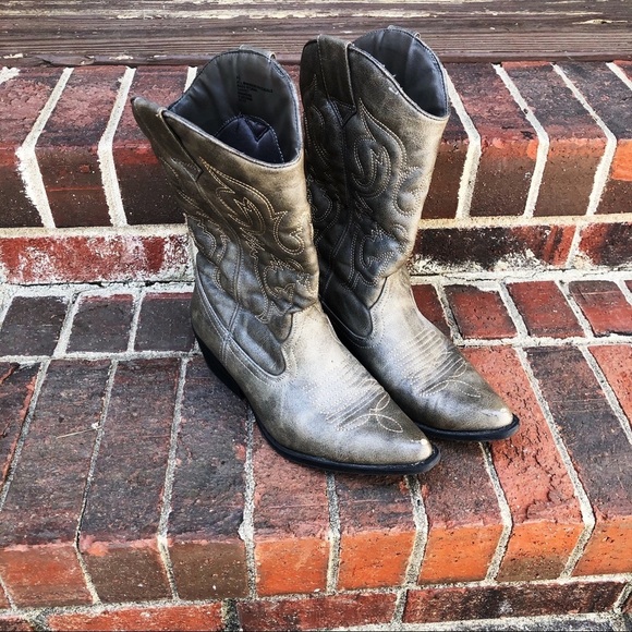 Cowboy Boots Mossimo Supply Cowboy Boot 